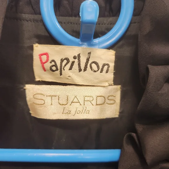 Papillon vintage top size m?